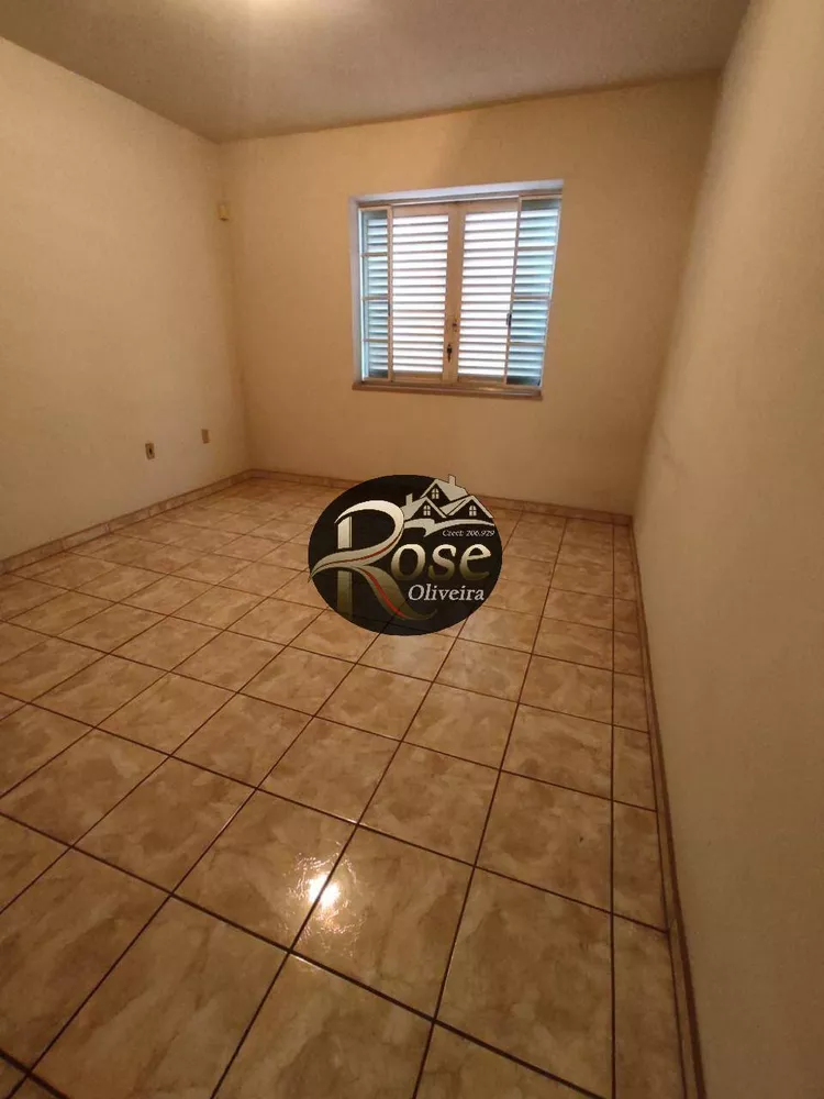 Casa à venda e aluguel com 3 quartos, 219m² - Foto 7