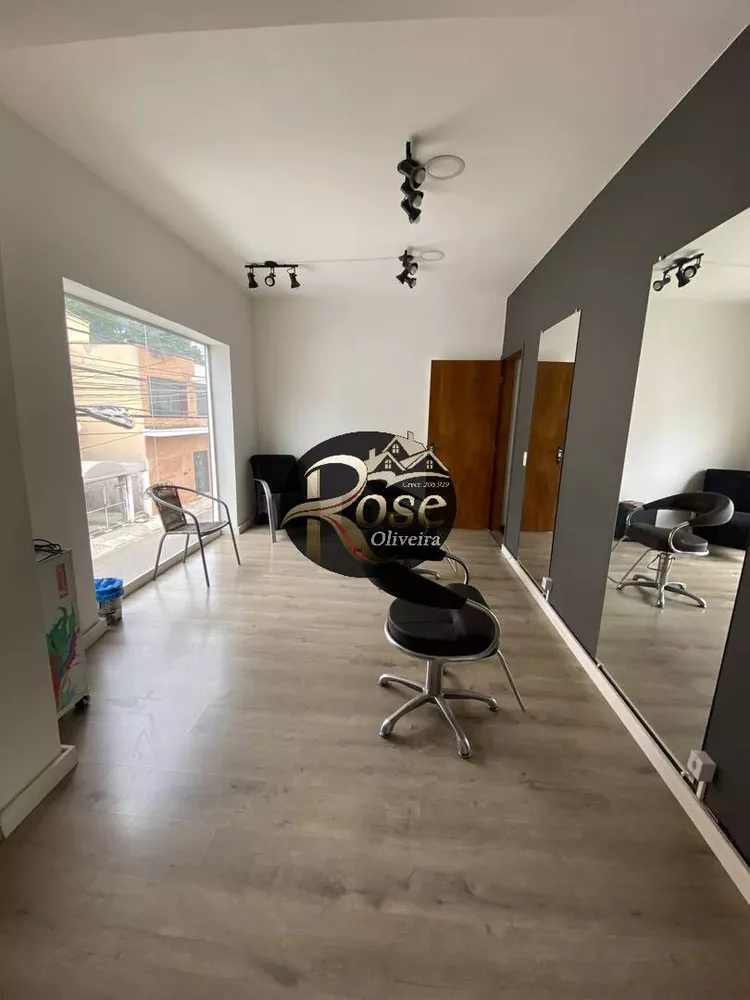 Casa à venda com 5 quartos, 237m² - Foto 2