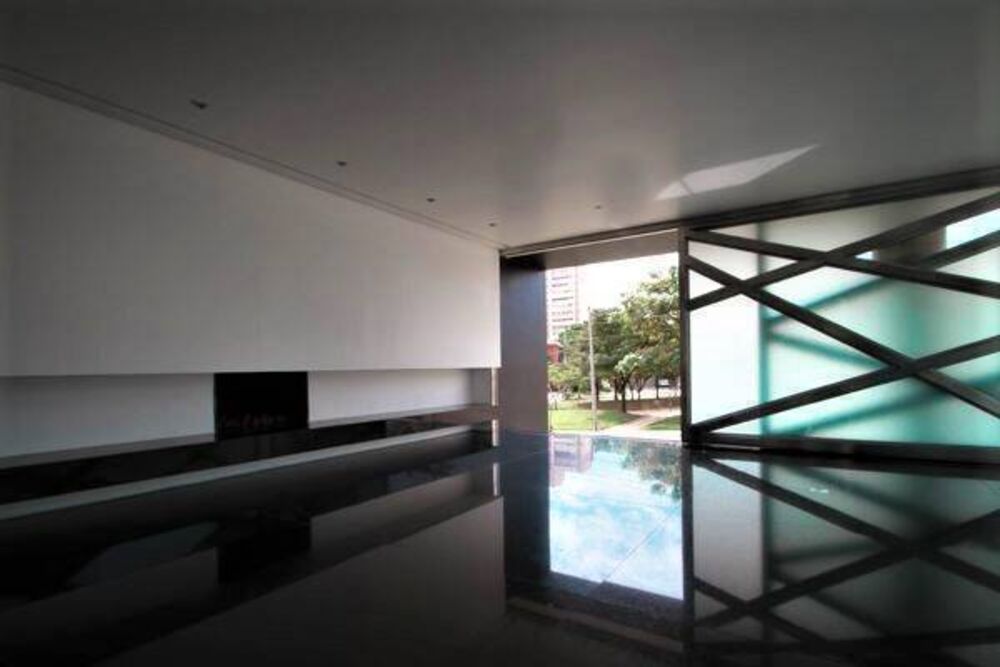 Casa de Condomínio à venda com 5 quartos, 600m² - Foto 2