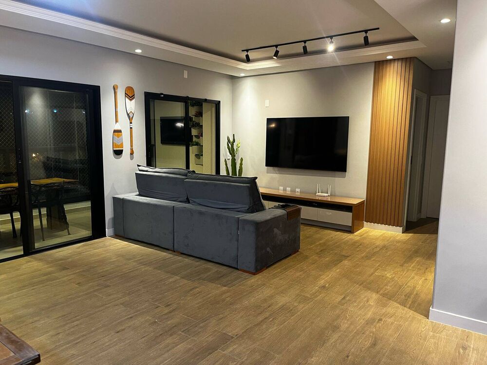 Apartamento à venda com 3 quartos, 141m² - Foto 1
