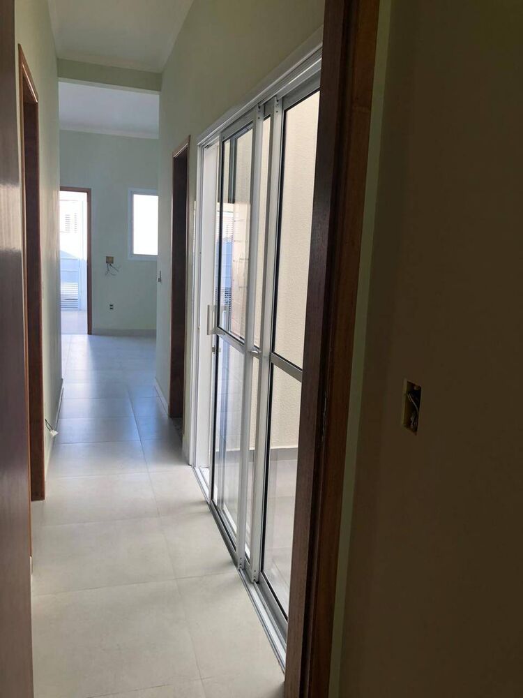 Casa à venda com 3 quartos, 76m² - Foto 3