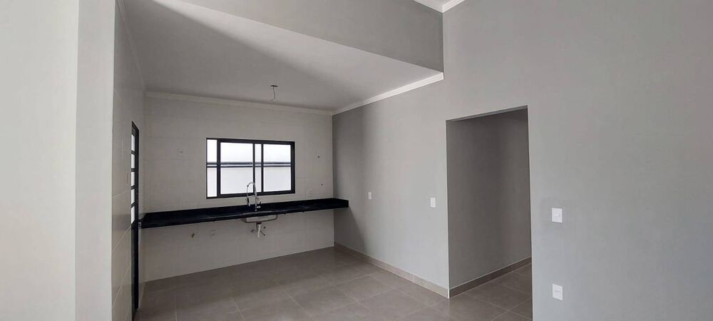 Casa à venda com 3 quartos, 75m² - Foto 4