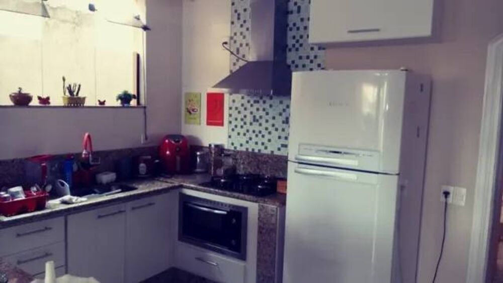 Casa à venda com 3 quartos, 175m² - Foto 2