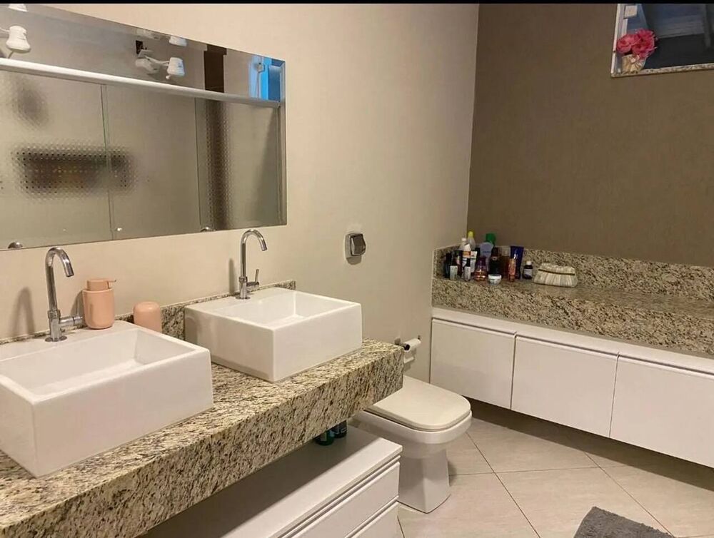Casa à venda com 3 quartos, 210m² - Foto 9