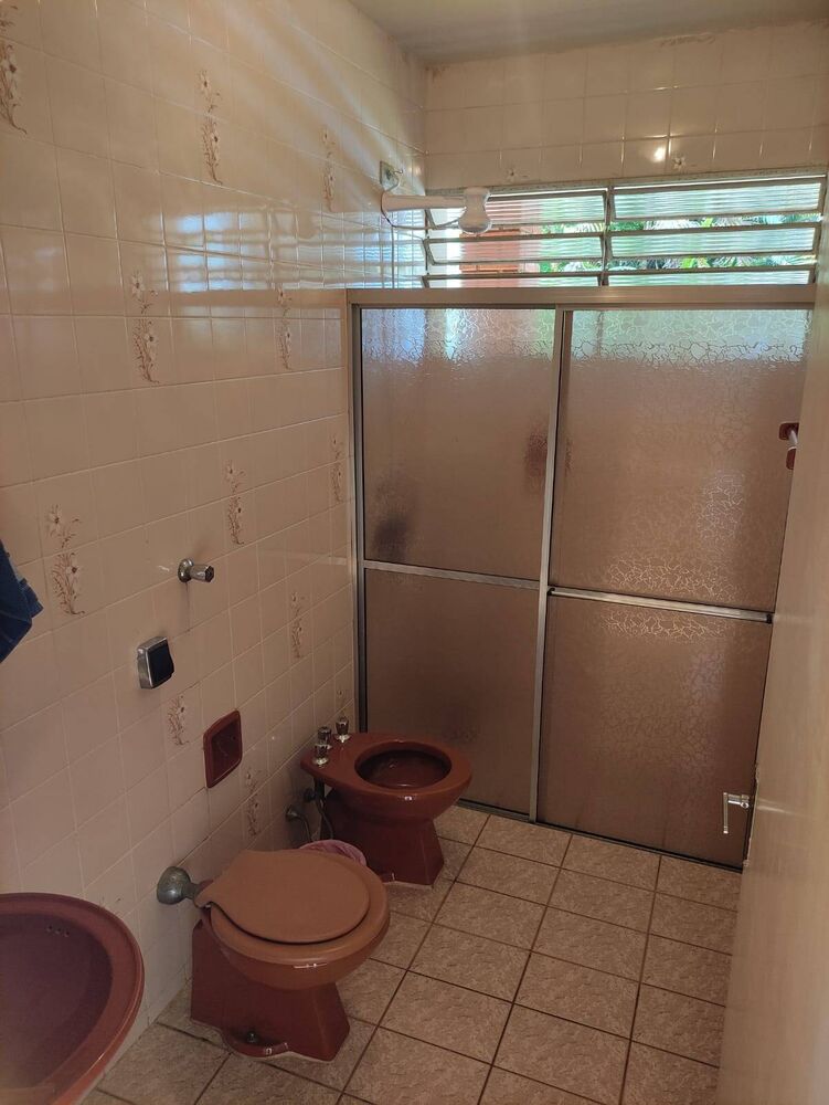 Chácara à venda com 4 quartos, 313m² - Foto 1