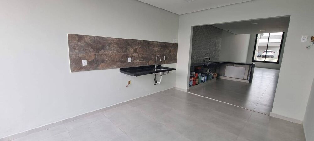 Casa de Condomínio à venda com 3 quartos, 165m² - Foto 2