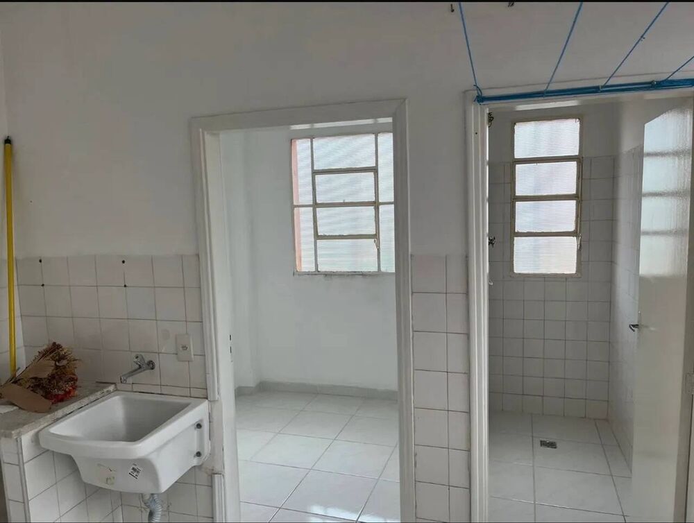 Apartamento para alugar com 3 quartos, 150m² - Foto 2