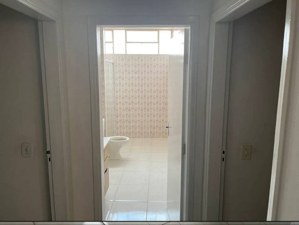 Apartamento para alugar com 3 quartos, 150m² - Foto 3