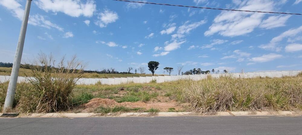 Terreno à venda, 360m² - Foto 1