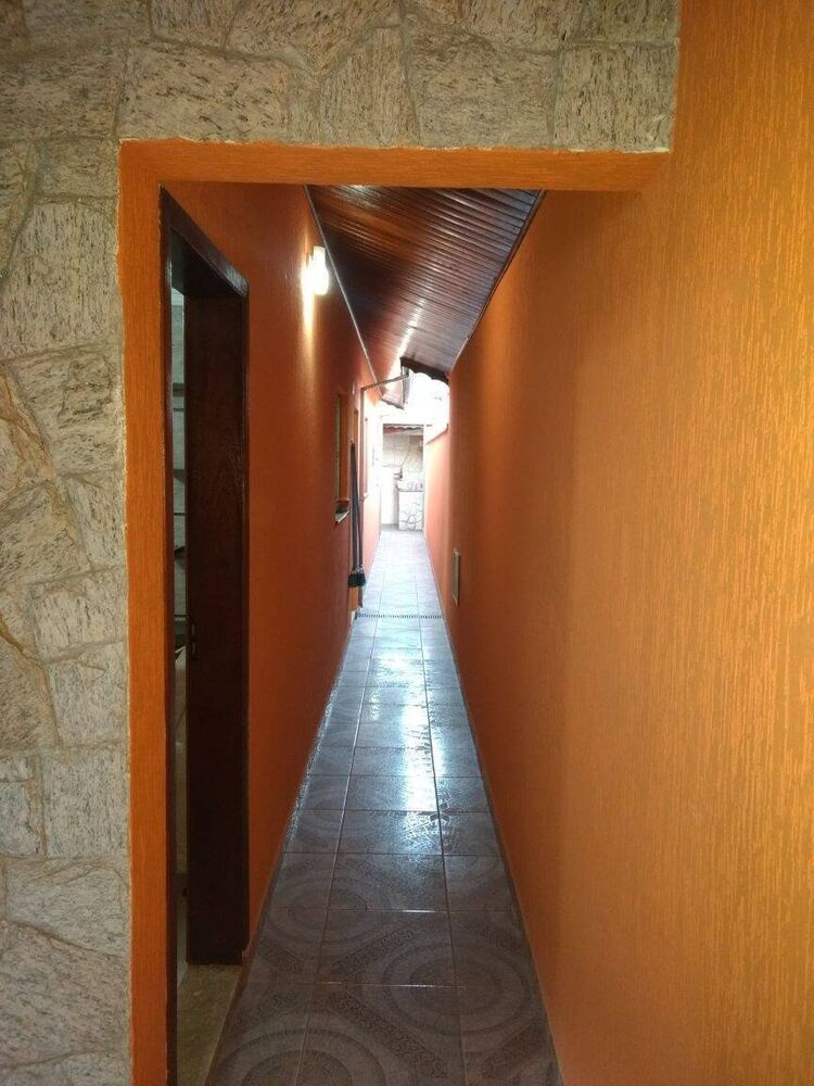 Casa à venda com 2 quartos, 125m² - Foto 3