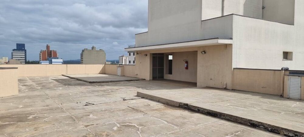 Apartamento à venda com 5 quartos, 271m² - Foto 4