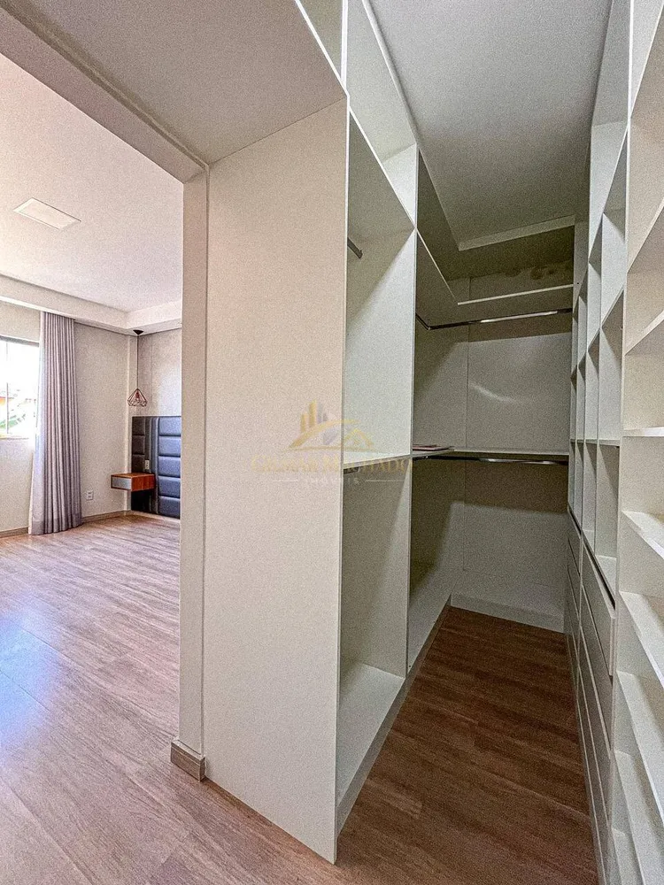 Casa, 4 quartos, 190 m² - Foto 4