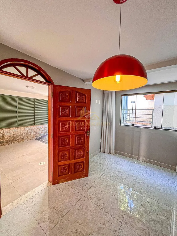 Casa, 4 quartos, 190 m² - Foto 2