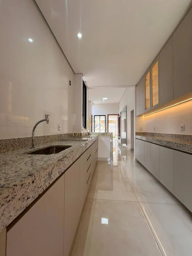 Casa, 4 quartos, 133 m² - Foto 4