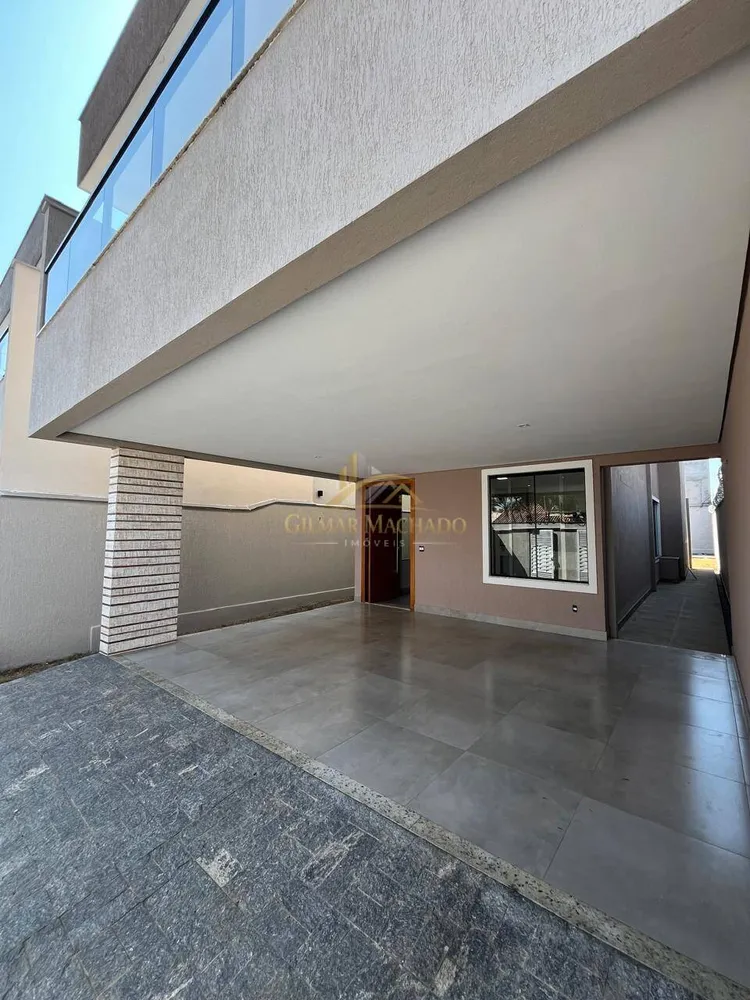 Casa, 3 quartos, 167 m² - Foto 2