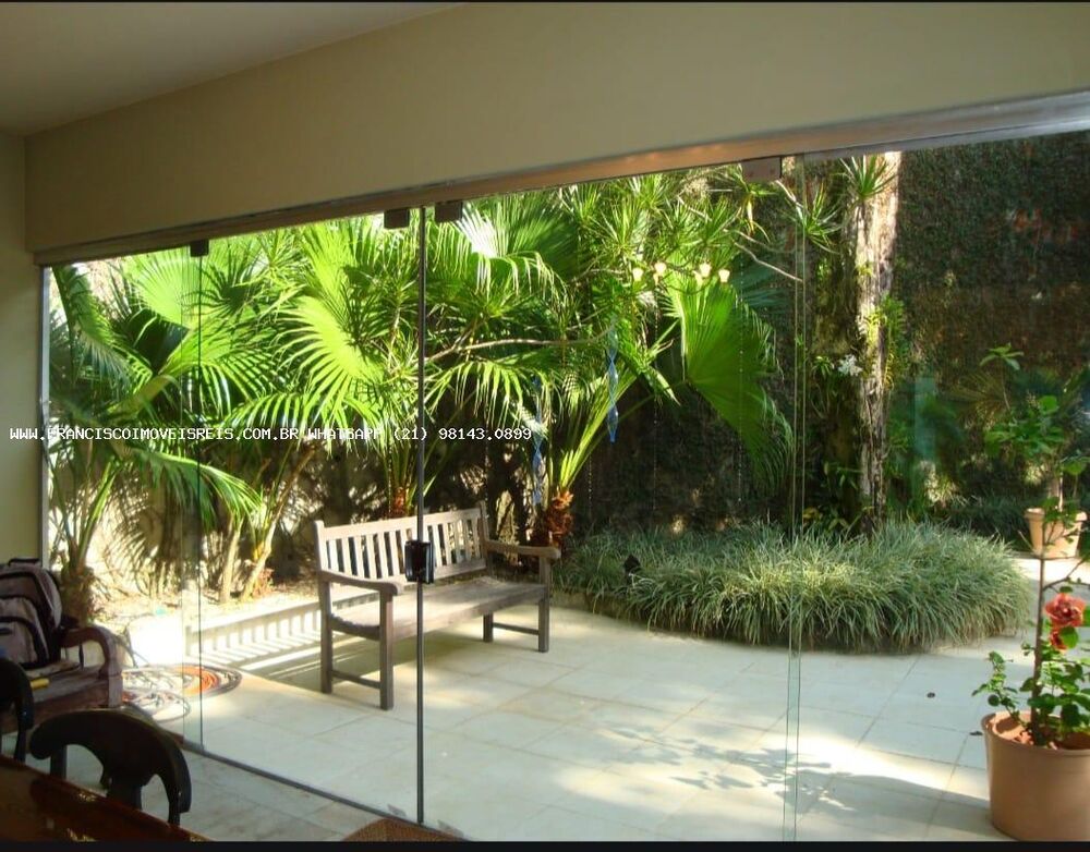 Casa, 4 quartos, 1356 m² - Foto 1