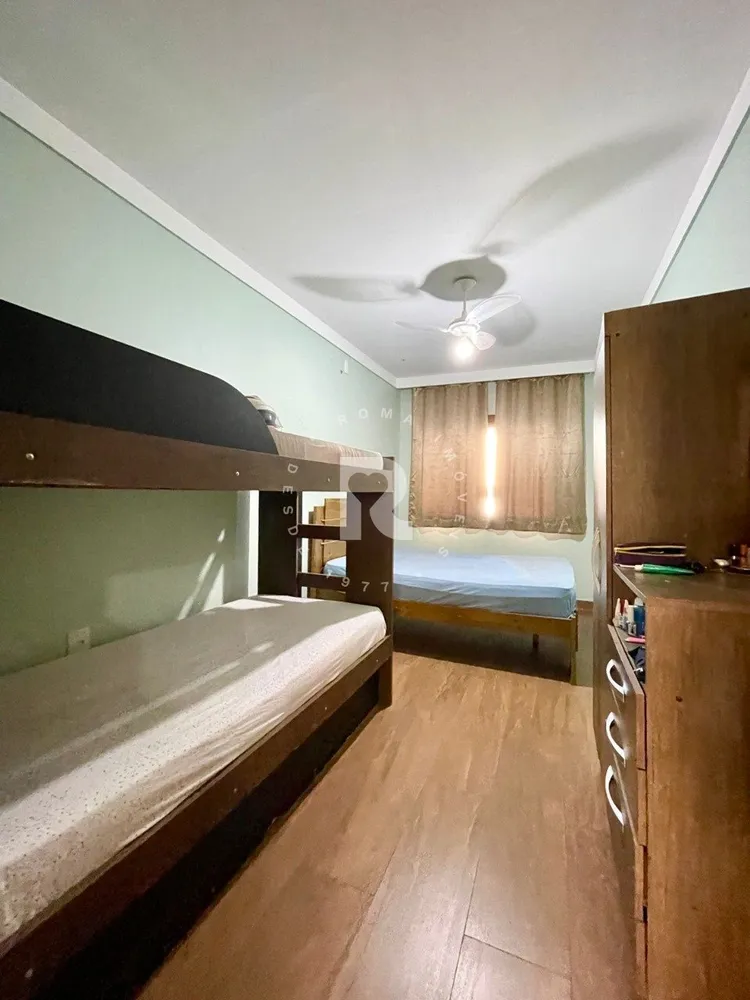 Casa, 4 quartos, 240 m² - Foto 3