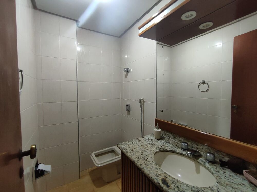 Apartamento à venda com 4 quartos, 202m² - Foto 6