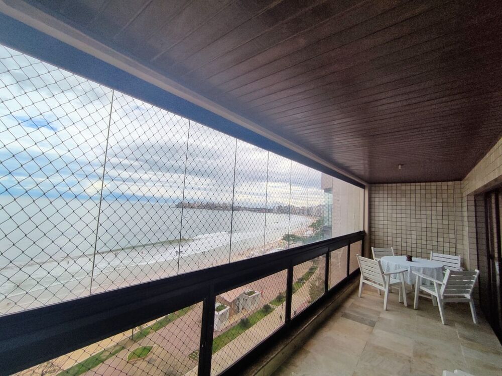 Apartamento à venda com 4 quartos, 202m² - Foto 1