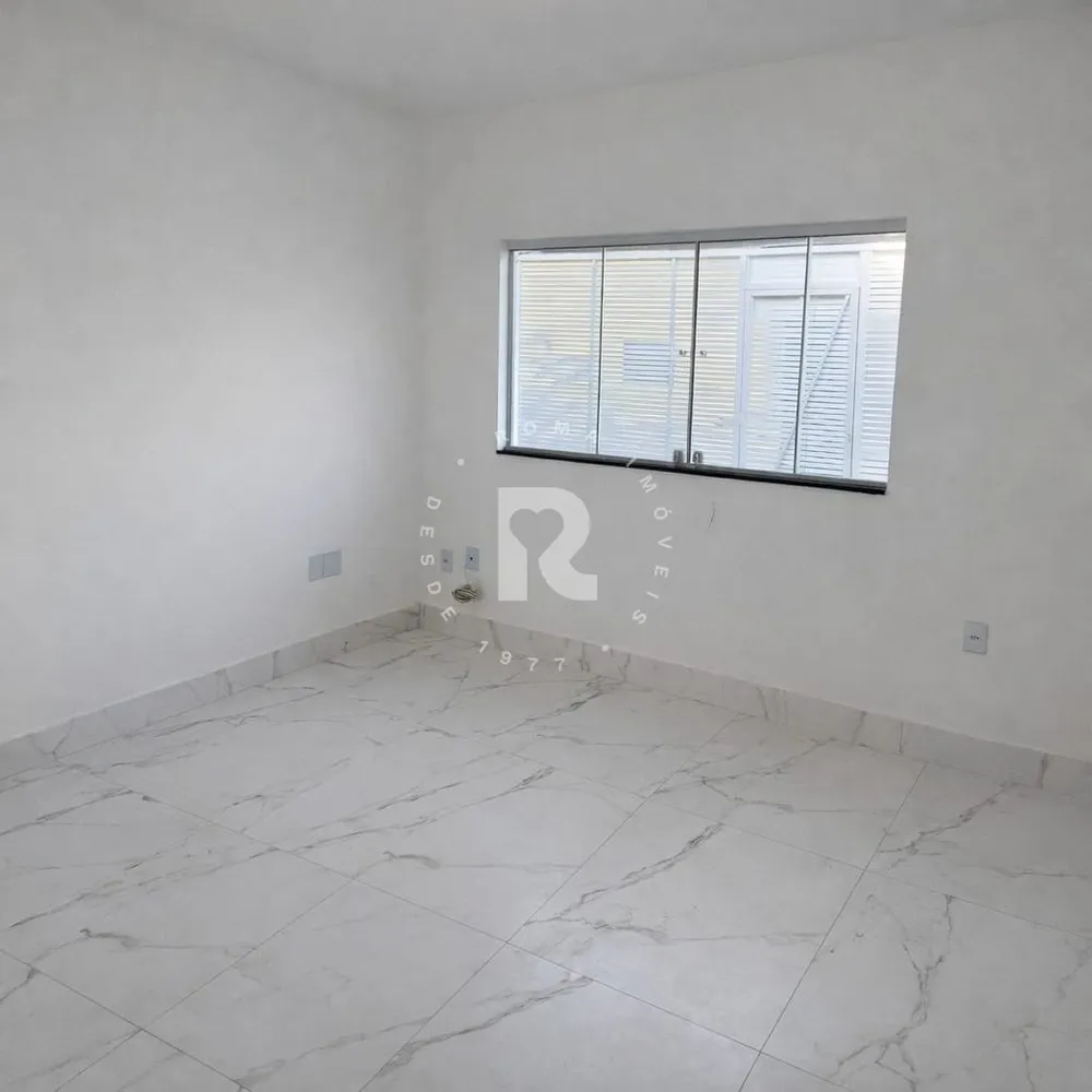 Casa, 3 quartos, 290 m² - Foto 3