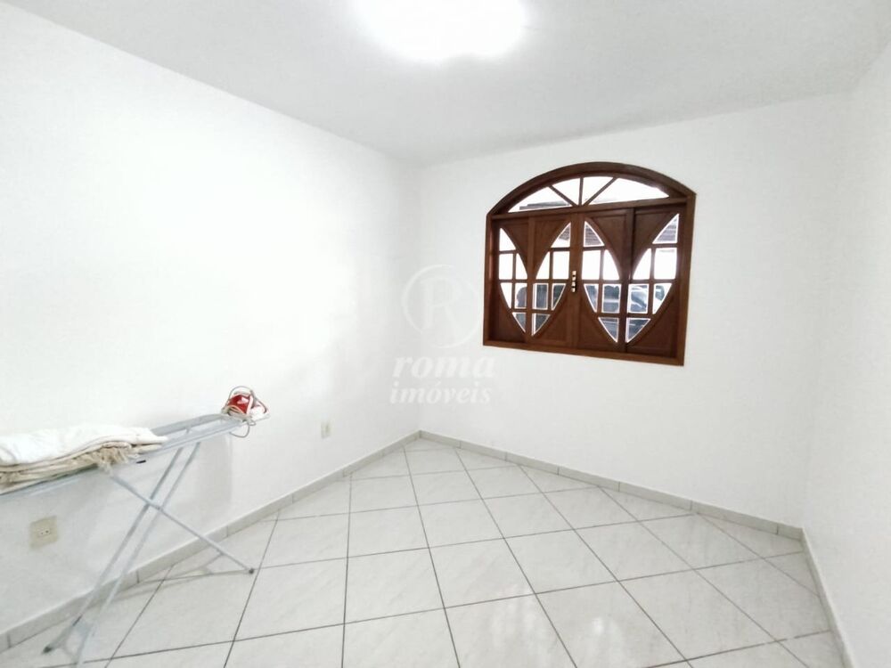 Casa à venda com 6 quartos, 368 - Foto 29