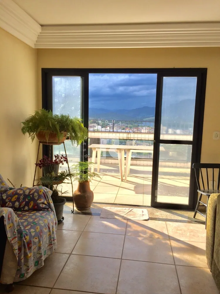 Apartamento, 3 quartos, 233 m² - Foto 4