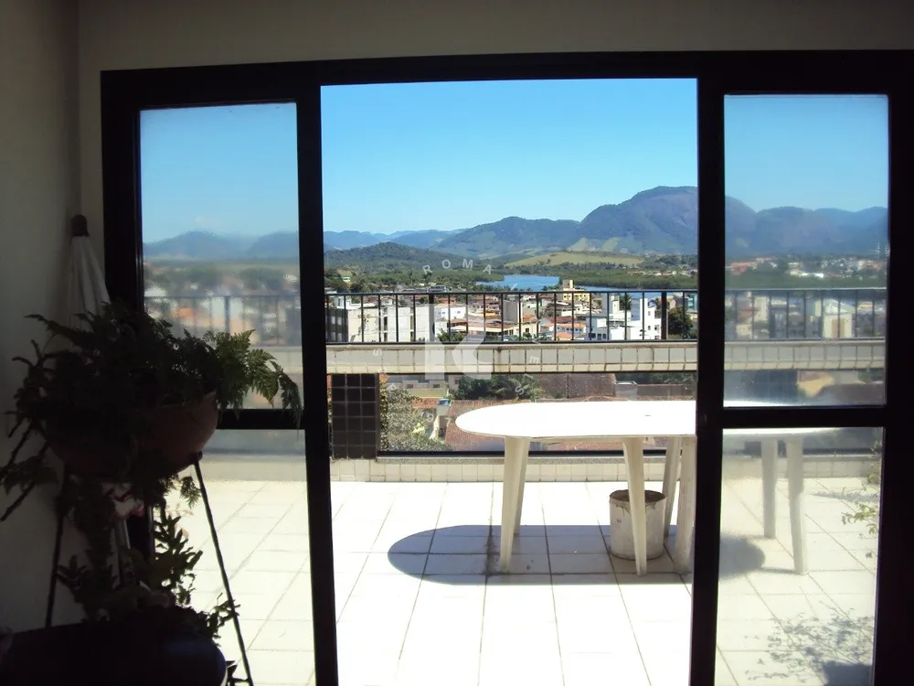 Apartamento, 3 quartos, 233 m² - Foto 1