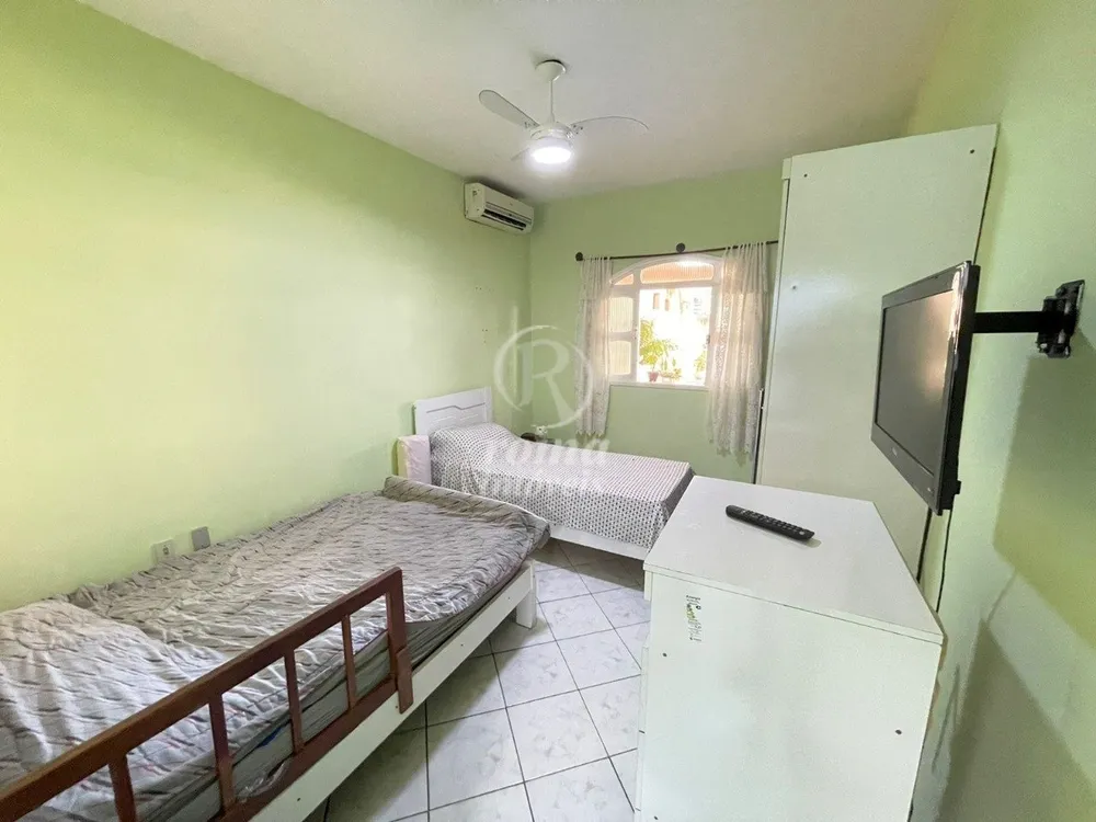 Casa, 4 quartos, 250 m² - Foto 9