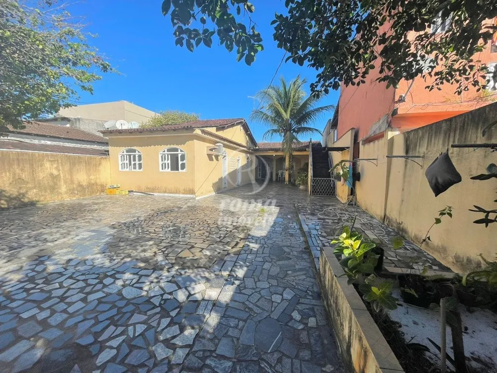 Casa, 4 quartos, 250 m² - Foto 15