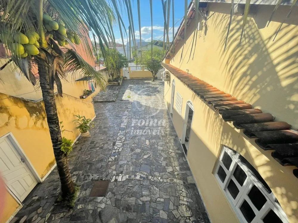 Casa, 4 quartos, 250 m² - Foto 14
