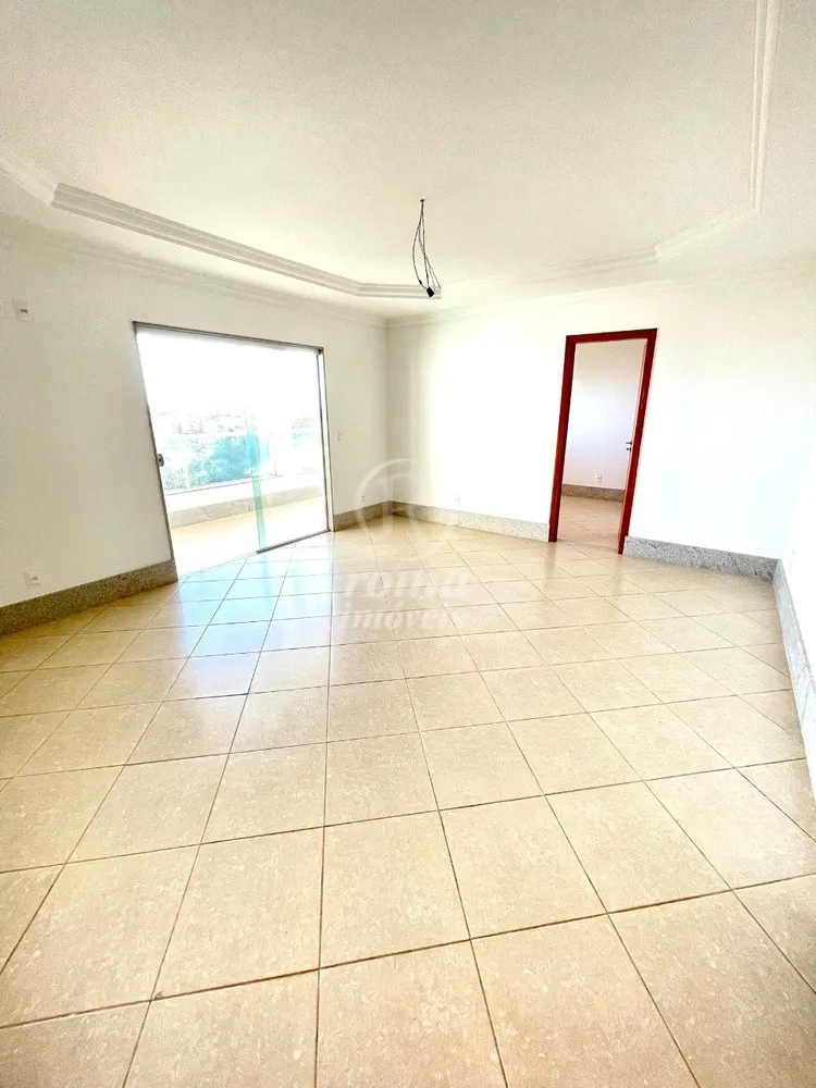 Casa, 5 quartos, 350 m² - Foto 15