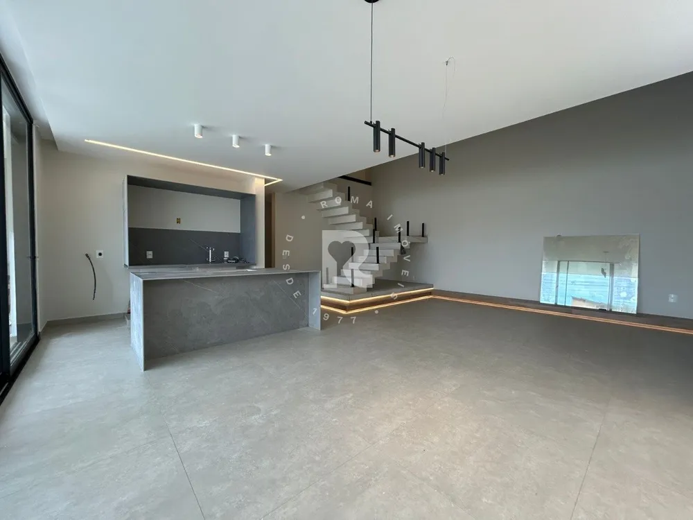 Casa, 3 quartos, 270 m² - Foto 3