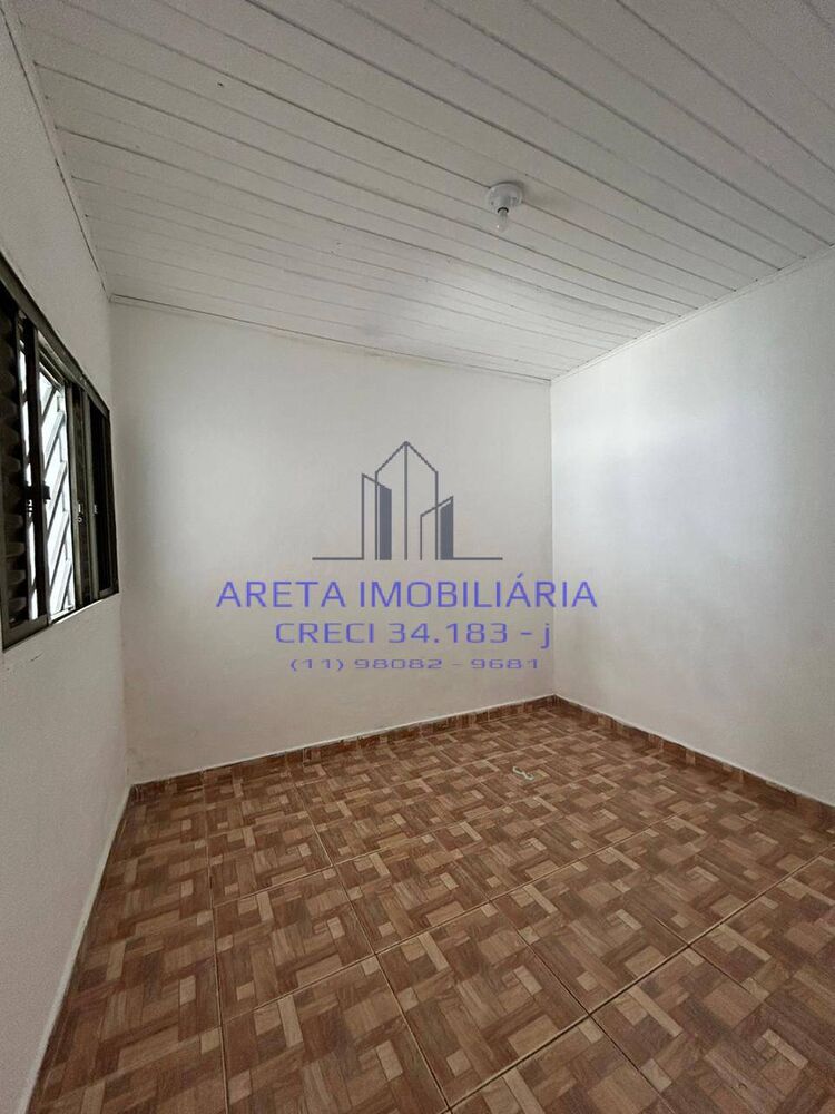 Casa à venda e aluguel com 4 quartos, 120m² - Foto 2