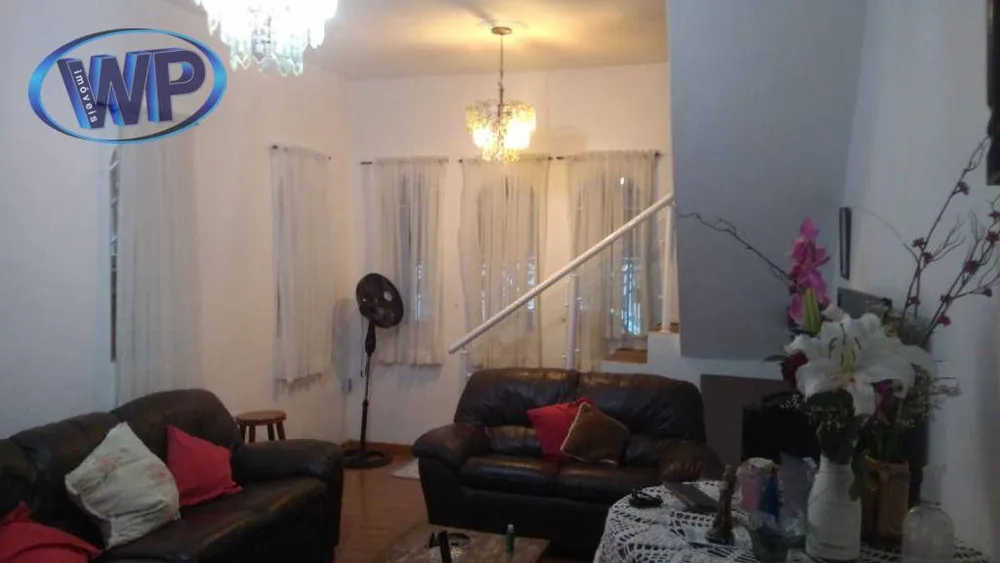 Sobrado, 3 quartos, 181 m² - Foto 1