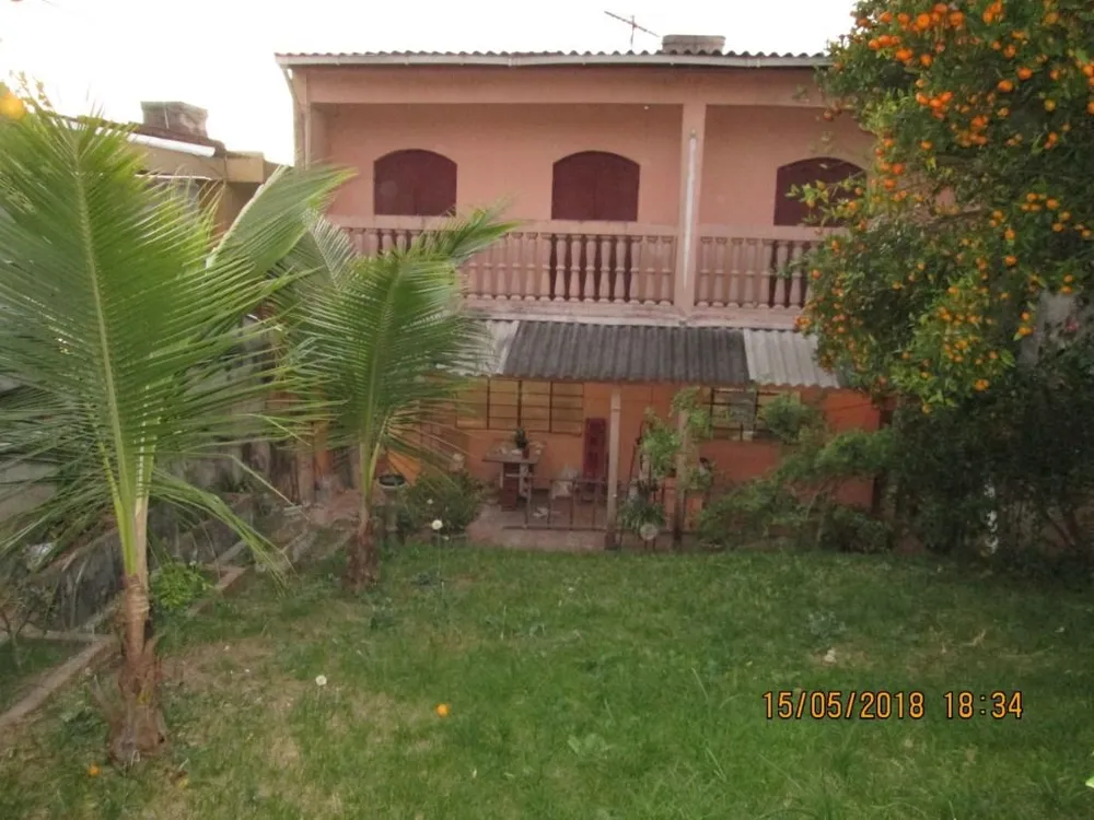 Casa, 4 quartos, 285 m² - Foto 1