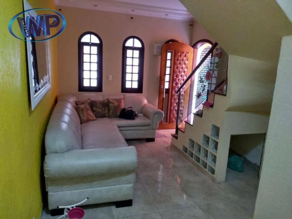Sobrado, 4 quartos, 238 m² - Foto 1