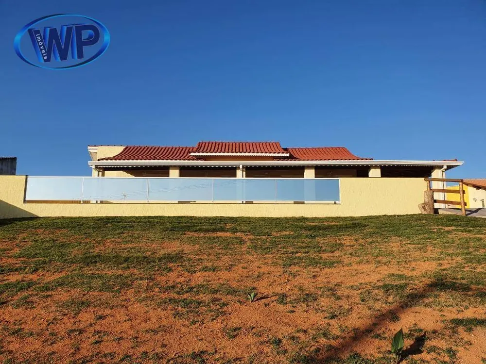 Chácara, 3 quartos, 948 m² - Foto 1
