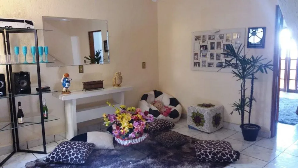 Sobrado, 3 quartos, 190 m² - Foto 1