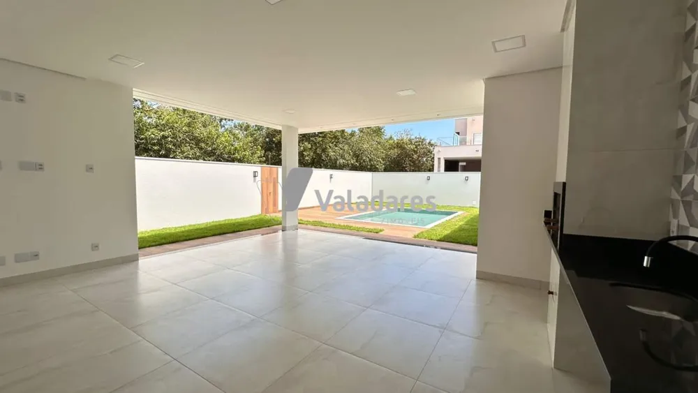 Casa, 3 quartos, 240 m² - Foto 4