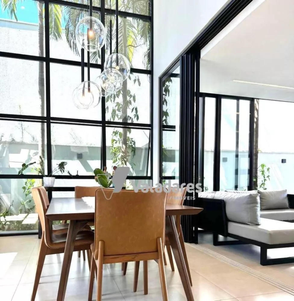 Sobrado, 4 quartos, 268 m² - Foto 2