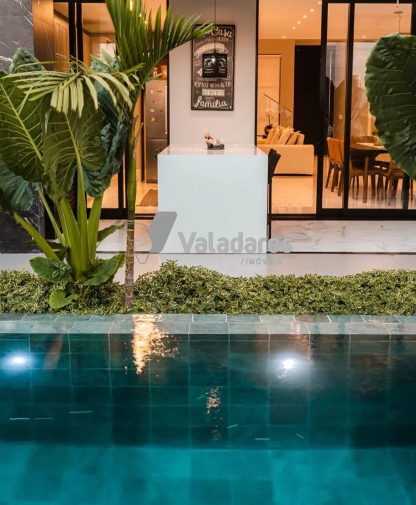 Sobrado, 4 quartos, 302 m² - Foto 15