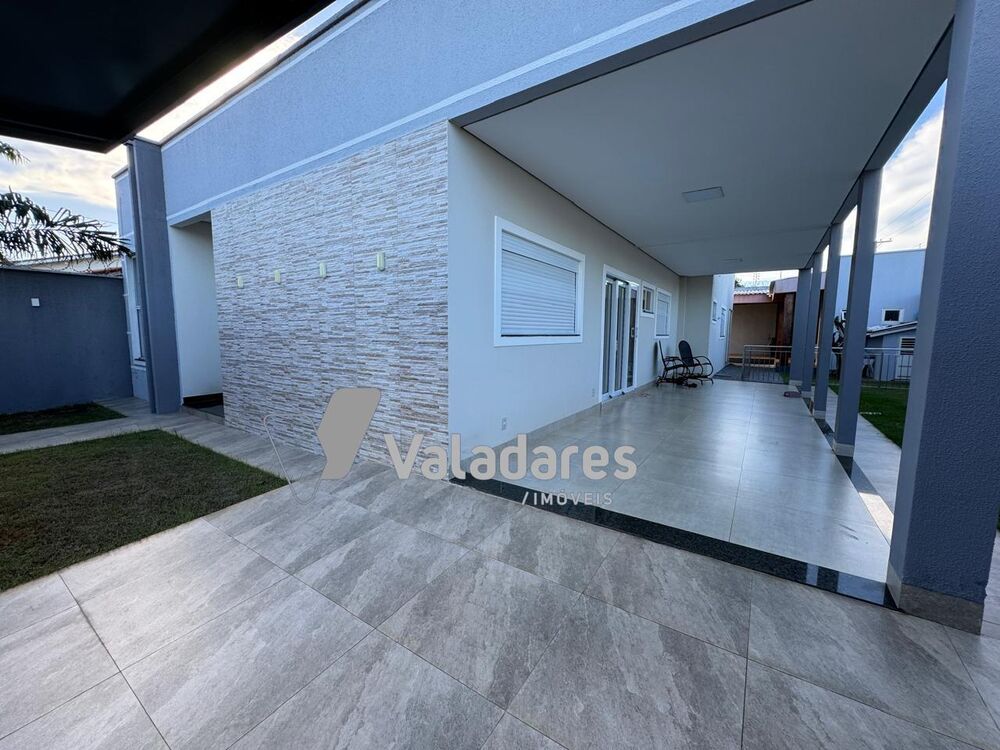 Casa, 3 quartos, 300 m² - Foto 1