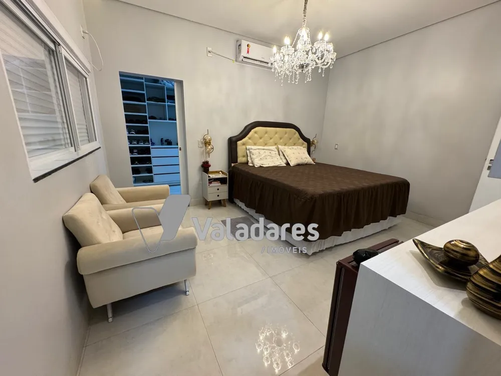 Casa, 3 quartos, 300 m² - Foto 13