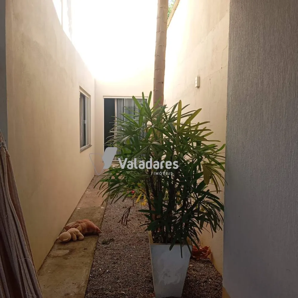 Casa, 3 quartos, 176 m² - Foto 1