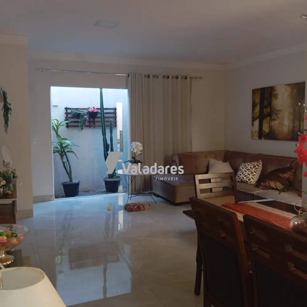 Casa, 3 quartos, 176 m² - Foto 4