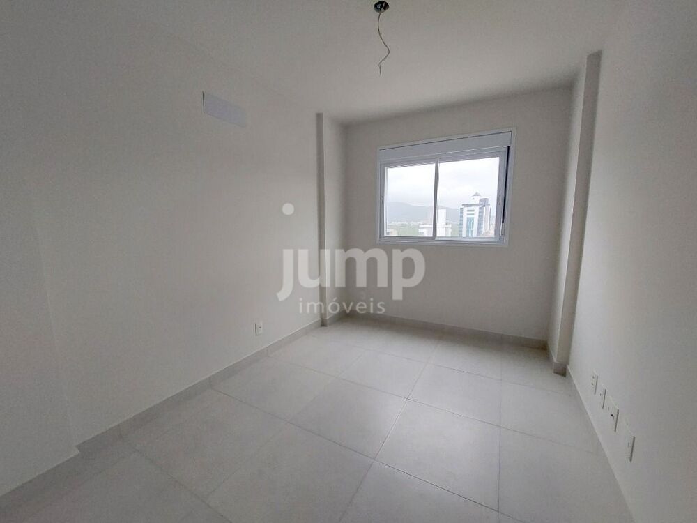 Cobertura à venda com 3 quartos, 156m² - Foto 4