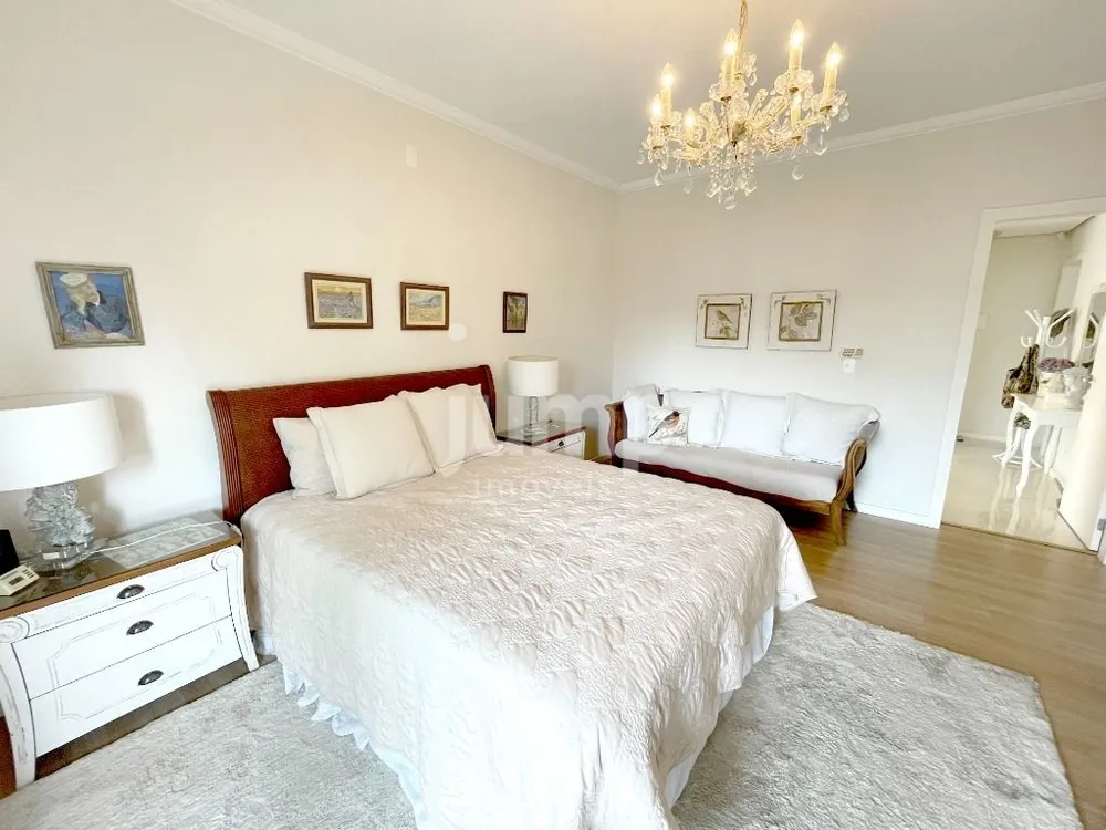 Casa, 3 quartos, 242 m² - Foto 7