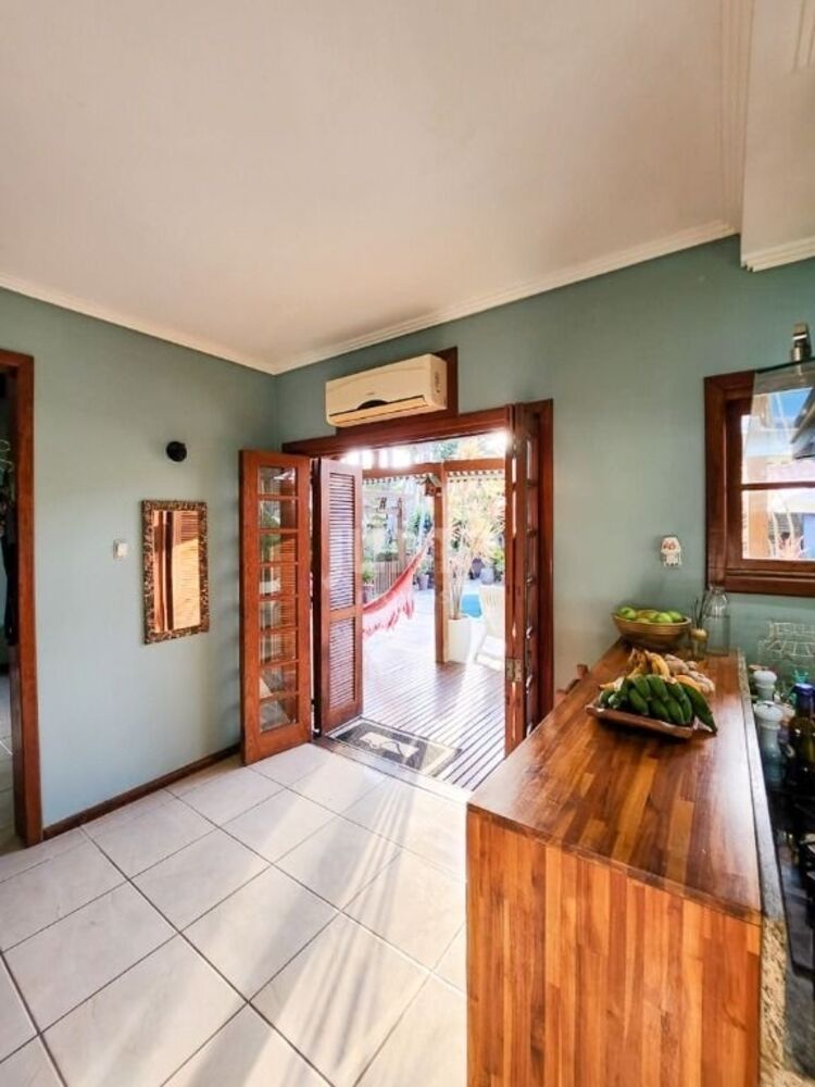 Casa, 4 quartos, 250 m² - Foto 9