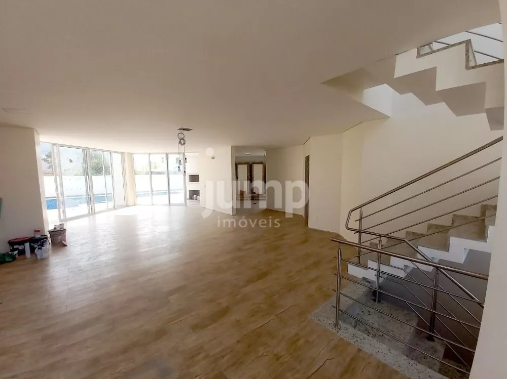 Casa à venda com 3 quartos, 420m² - Foto 3