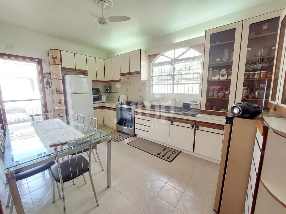 Casa, 3 quartos, 166 m² - Foto 3